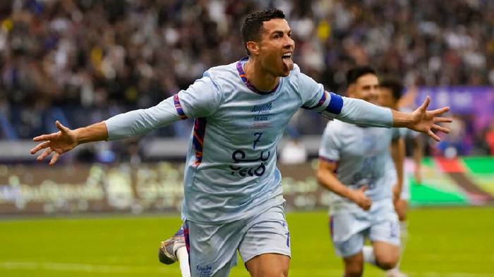 Ronaldo ngỏ lời đường mật với đối thủ cũ, quyết t&acirc;m trở lại ch&acirc;u &Acirc;u