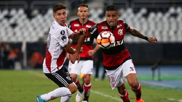 Soi k&egrave;o phạt g&oacute;c River Plate vs Sarmiento Jun&iacute;n, 6h30 ng&agrave;y 1/8