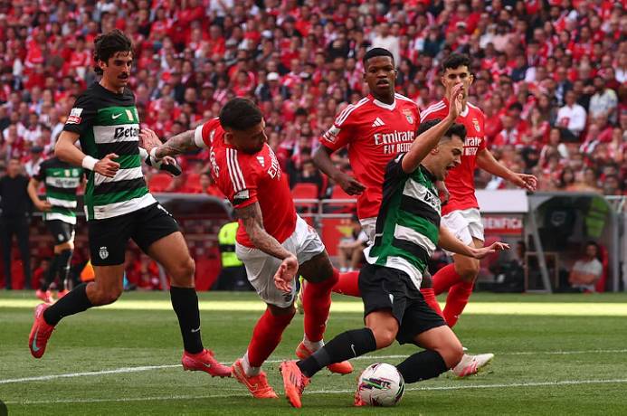Si&ecirc;u m&aacute;y t&iacute;nh dự đo&aacute;n Sporting Lisbon vs Benfica, 2h45 ng&agrave;y 1/8
