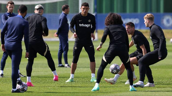 Diễn biến kh&oacute; lường, 'b&aacute;o thủ' Chelsea chưa thể gia nhập M.U