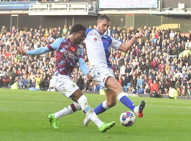 Nhận định, soi k&egrave;o Burnley vs Blackburn, 18h30 ng&agrave;y 31/8: Ủng hộ đội chủ nh&agrave;