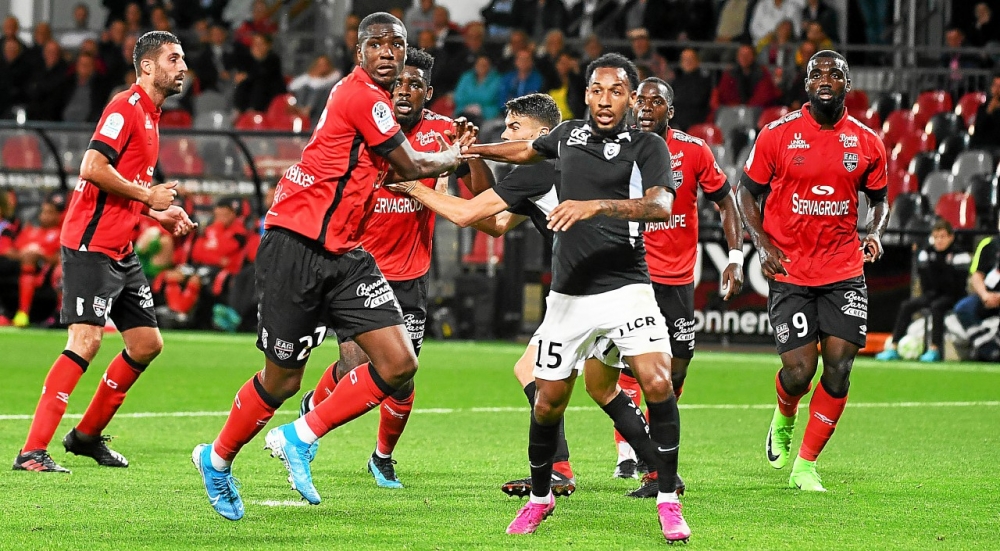 Nhận định b&oacute;ng đ&aacute; Guingamp vs Le Mans, 01h45 ng&agrave;y 01/10: Điểm tựa tổ ấm
