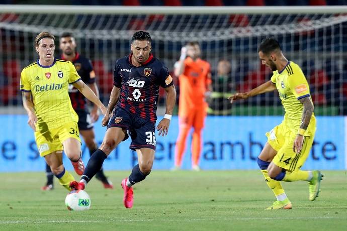 Soi k&egrave;o t&agrave;i xỉu Cosenza vs Como h&ocirc;m nay 1h30 ng&agrave;y 1/10