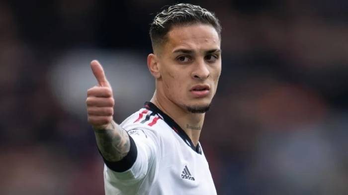 H&igrave;nh ảnh đầu ti&ecirc;n của Antony trong ng&agrave;y được trở lại Carrington