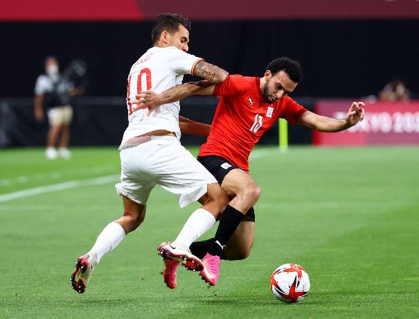 Soi k&egrave;o phạt g&oacute;c Ai Cập vs Lebanon, 20h ng&agrave;y 1/12