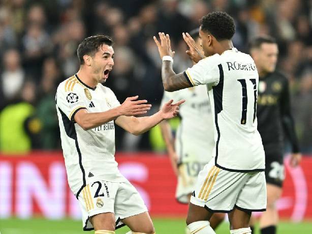 Rượt đuổi tỉ số căng thẳng, Real Madrid thể hiện bản lĩnh &ldquo;nh&agrave; Vua&rdquo;