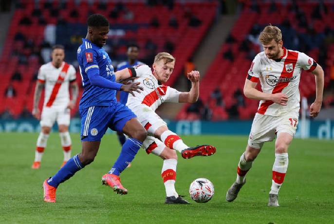 Soi k&egrave;o phạt g&oacute;c Leicester vs Norwich, 22h ng&agrave;y 1/1