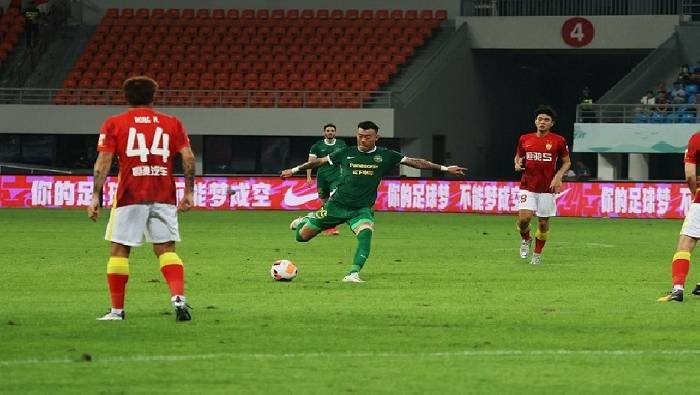 Soi k&egrave;o phạt g&oacute;c Rongcheng vs Dalian Pro, 14h ng&agrave;y 31/12