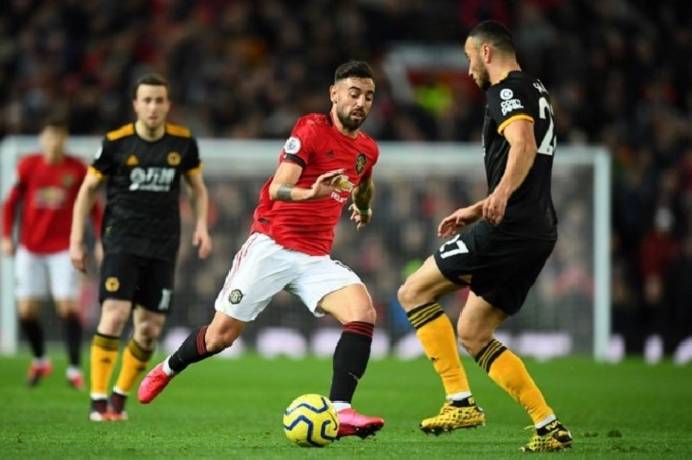 Soi k&egrave;o phạt g&oacute;c Wolves vs MU, 19h30 ng&agrave;y 31/12