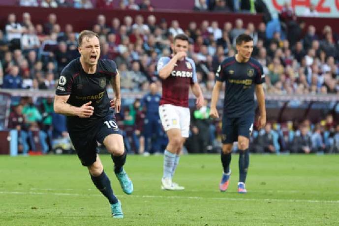Soi k&egrave;o phạt g&oacute;c Aston Villa vs Burnley, 22h00 ng&agrave;y 30/12