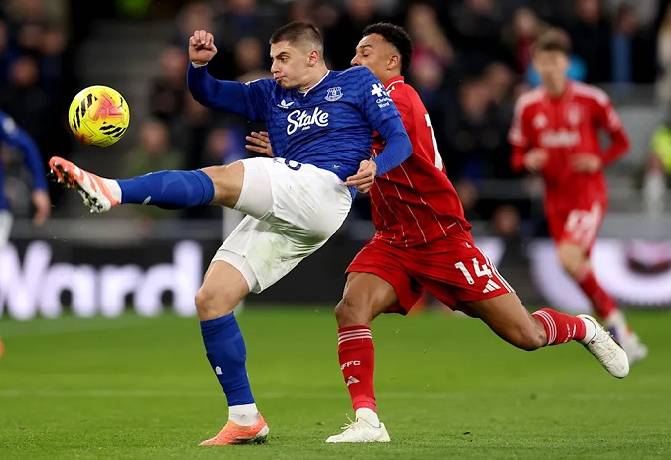 Si&ecirc;u m&aacute;y t&iacute;nh dự đo&aacute;n Nottingham vs Everton, 2h30 ng&agrave;y 31/12