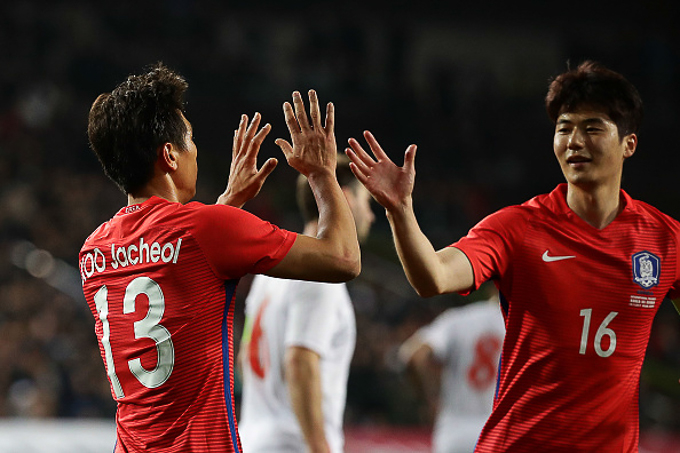 Sao Ngoại hạng Anh từ gi&atilde; ĐT H&agrave;n Quốc sau Asian Cup