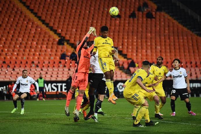 Nhận định, soi k&egrave;o Valencia vs Cadiz, 3h ng&agrave;y 3/2