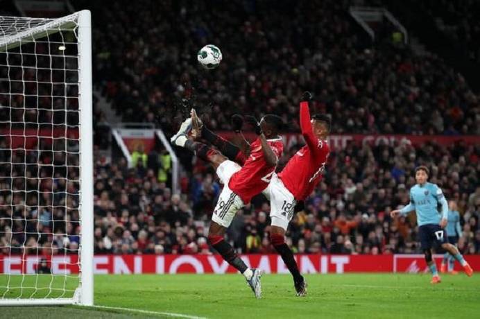 Ph&acirc;n t&iacute;ch k&egrave;o hiệp 1 MU vs Nottingham Forest, 3h ng&agrave;y 2/2