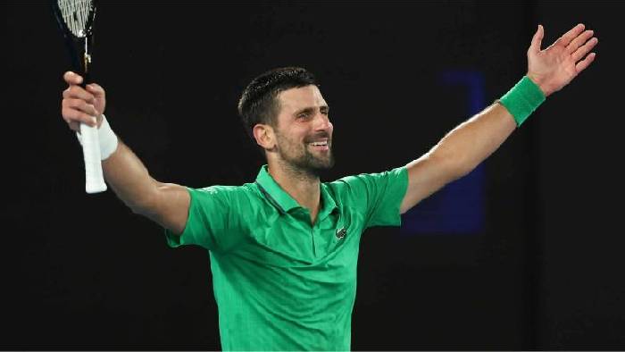 Djokovic v&agrave;o chung kết &Uacute;c Mở rộng 2026 sau m&agrave;n ngược d&ograve;ng 5 set trước Sinner