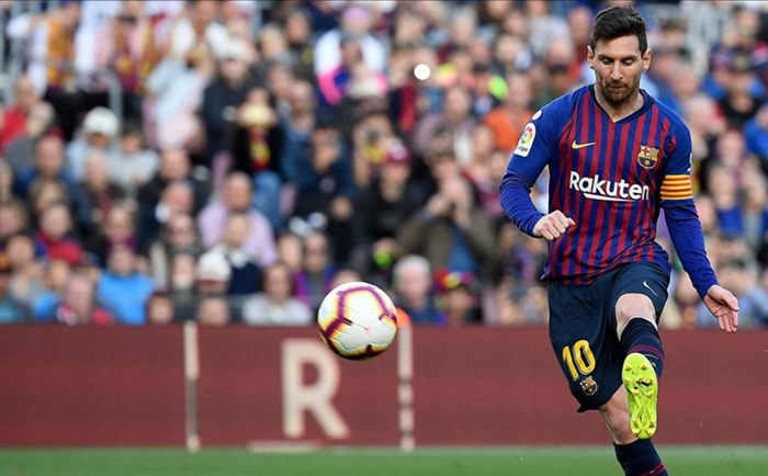 Messi x&aacute;c lập hai kỷ lục vĩ đại sau c&uacute; đ&uacute;p nhấn ch&igrave;m Espanyol