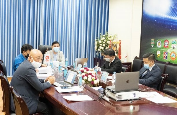 8 đội b&oacute;ng đồng &yacute; đ&aacute; s&acirc;n trung lập, V-League 2020 vẫn chưa thể trở lại
