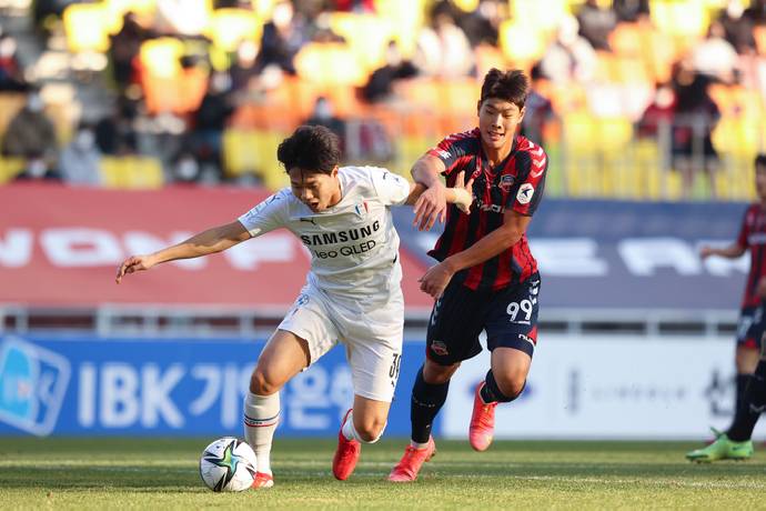 Nhận định, soi k&egrave;o Gwangju vs Suwon, 14h30 ng&agrave;y 1/4