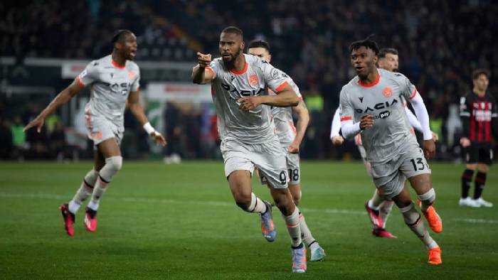 Soi k&egrave;o phạt g&oacute;c Bologna vs Udinese, 17h30 ng&agrave;y 2/4