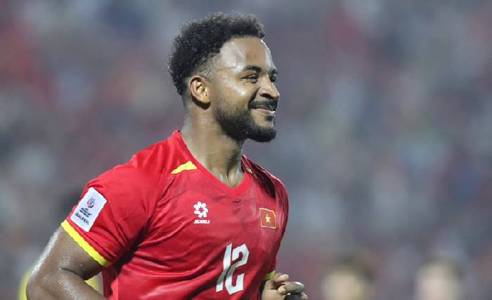 Xu&acirc;n Son lập c&uacute; đ&uacute;p, tuyển Việt Nam hạ gục Malaysia