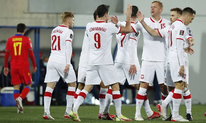 Soi k&egrave;o phạt g&oacute;c Ba Lan vs Wales, 23h ng&agrave;y 1/6