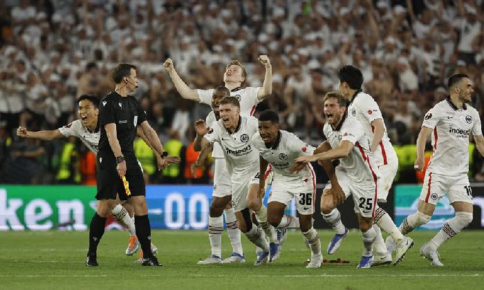 Soi k&egrave;o, dự đo&aacute;n Macao Magdeburg vs Eintracht Frankfurt, 1h46 ng&agrave;y 2/8