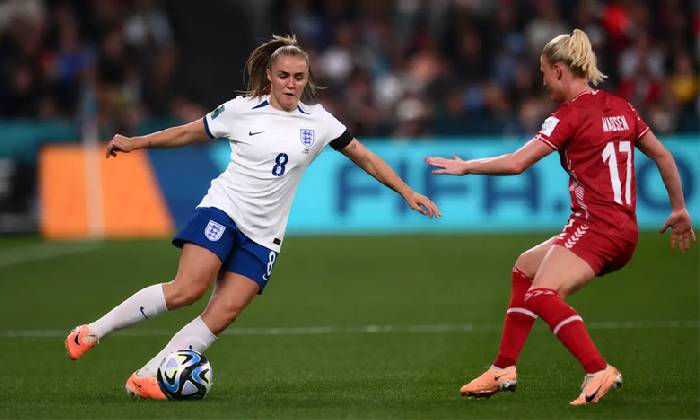 Soi k&egrave;o phạt g&oacute;c nữ Trung Quốc vs nữ Anh, 18h ng&agrave;y 1/8