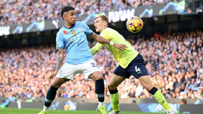 Man City trả gi&aacute; đắt sau trận thua Tottenham
