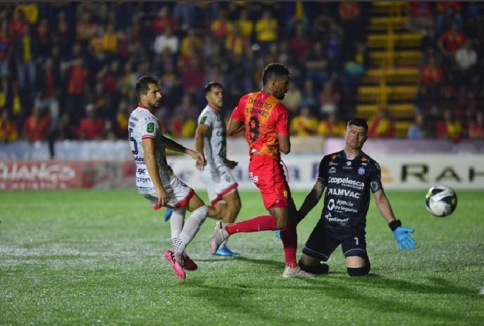 Nhận định, soi k&egrave;o Sporting San Jose vs Herediano, 09h00 ng&agrave;y 1/11: 3 điểm ở lại