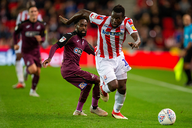 Nhận định Huddersfield Town vs Stoke City, 22h00 ng&agrave;y 1/1