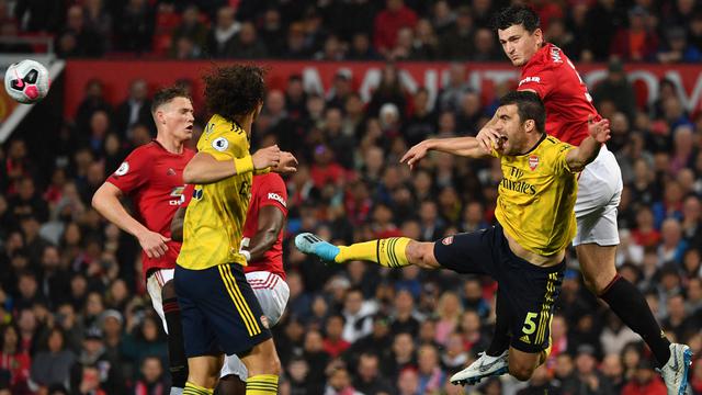 Nhận định dự đo&aacute;n v&ograve;ng 21 Ngoại hạng Anh: Arsenal vs MU