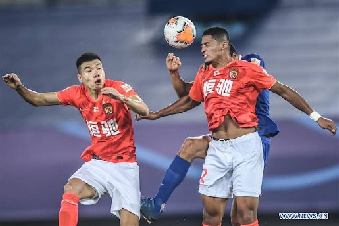Soi k&egrave;o phạt g&oacute;c Guangzhou FC vs Changchun Yatai, 14h30 ng&agrave;y 1/1