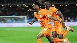 X&aacute;c định 16 đội b&oacute;ng lọt v&agrave;o v&ograve;ng 1/8 CAN 2025