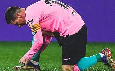 Đ&ocirc;i gi&agrave;y gi&uacute;p Messi ph&aacute; kỷ lục của Pele được b&aacute;n với gi&aacute; bao nhi&ecirc;u?