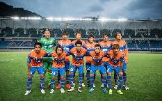 Nhận định, soi k&egrave;o Mito Hollyhock vs V-Varen Nagasaki, 12h00 ng&agrave;y 2/6: Đội kh&aacute;ch thăng hoa