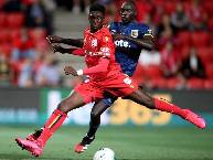 Soi k&egrave;o phạt g&oacute;c Adelaide vs Melbourne Victory, 15h45 ng&agrave;y 2/4