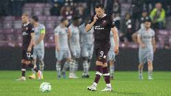 Soi k&egrave;o phạt g&oacute;c Istanbul vs Hearts, 22h30 ng&agrave;y 3/11