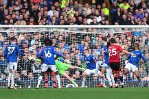 Soi k&egrave;o phạt g&oacute;c MU vs Everton, 4h00 ng&agrave;y 4/8