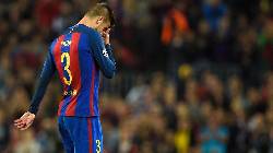 Barcelona trả gi&aacute; đắt sau chiến thắng trước Sevilla