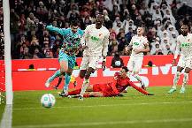 Chuy&ecirc;n gia Tony Ansell dự đo&aacute;n Augsburg vs Bayern Munich, 1h30 ng&agrave;y 5/4