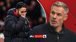 HLV Amorim bị ch&ecirc; kh&ocirc;ng đủ năng lực sau ph&aacute;t ng&ocirc;n g&acirc;y sốc