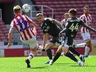 M&aacute;y t&iacute;nh dự đo&aacute;n b&oacute;ng đ&aacute; 7/4: Stoke City vs Bristol City