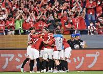 Nhận định, soi k&egrave;o Urawa Red Diamonds vs Gamba Osaka, 12h00 ng&agrave;y 6/5: Tiếp tục thăng hoa