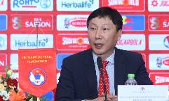 HLV Kim Sang Sik: &lsquo;T&ocirc;i muốn ra mắt tưng bừng hơn HLV Park Hang Seo&rsquo;
