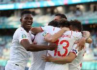 Đội h&igrave;nh ra s&acirc;n ch&iacute;nh thức Thụy Sĩ vs Italia, 1h45 ng&agrave;y 6/9