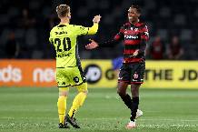 Soi k&egrave;o phạt g&oacute;c Western Sydney vs Central Coast, 15h45 ng&agrave;y 5/11