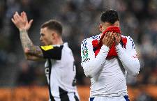 Arsenal tổn thất lớn sau thất bại trước Newcastle ở c&uacute;p Li&ecirc;n đo&agrave;n Anh
