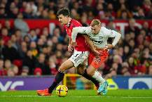 Soi k&egrave;o hiệp 1 West Ham vs MU, 01h00 ng&agrave;y 8/5