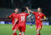 Tuyển nữ Việt Nam v&agrave; Th&aacute;i Lan c&ugrave;ng thắng đậm ở giải nữ Đ&ocirc;ng Nam &Aacute;