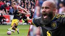 Trọng t&agrave;i thừa nhận MU bị xử &eacute;p trước Brentford